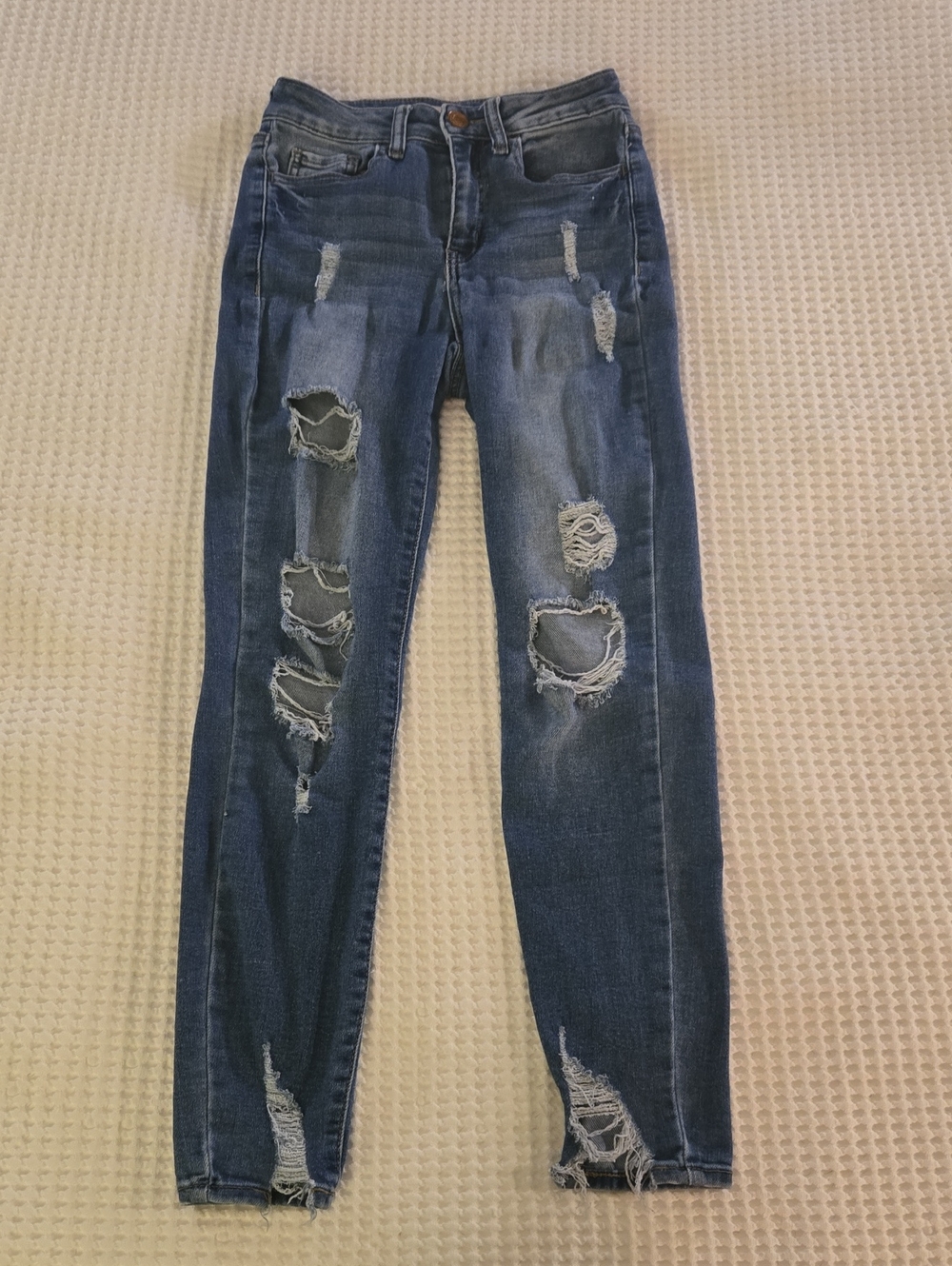 SO Vintage Vibe Dark Blue Distressed Skinny Jeans